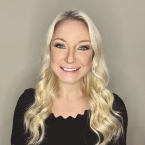 Photo of Christy Punch, Principal Analyst Digital Workplace and DEX